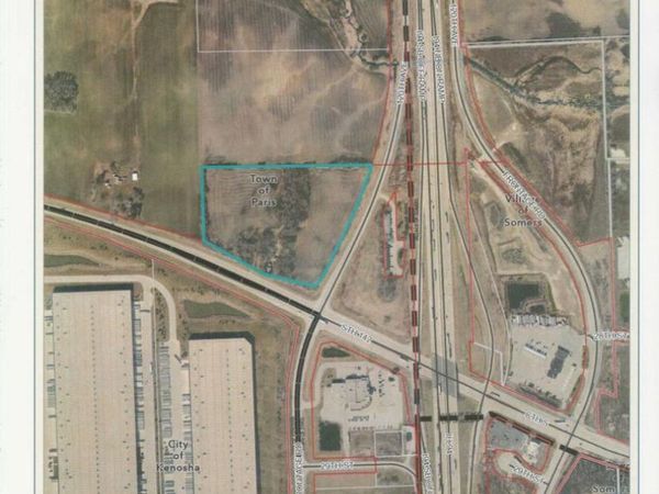 12214 BURLINGTON ROAD, Kenosha, WI 53144
