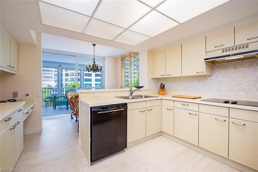 4401 Gulf Shore Blvd N, Unit D306, Naples, FL 34103 Photo