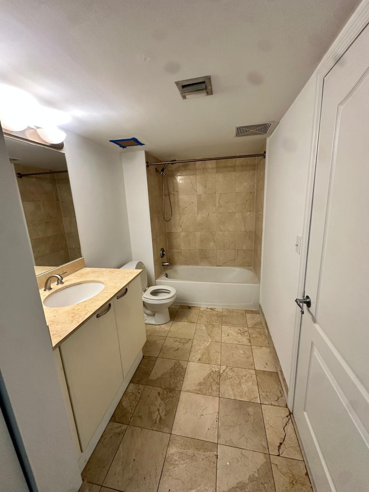 2101 Brickell Avenue, Unit 808, Miami, FL 33129 Photo