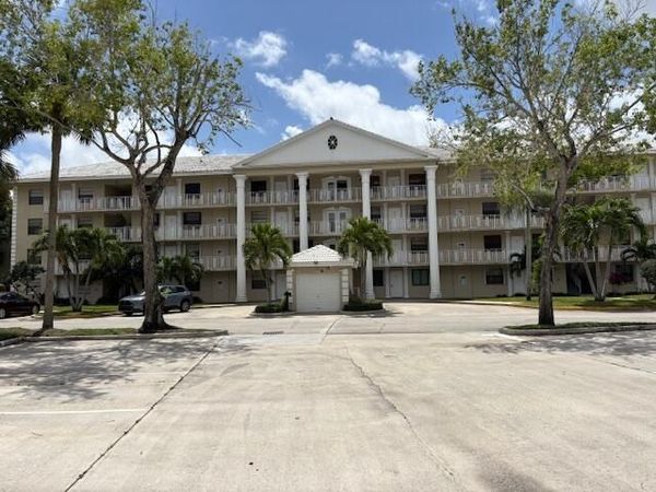 3501 Village Boulevard, Unit 301, West Palm Beach, FL 33409