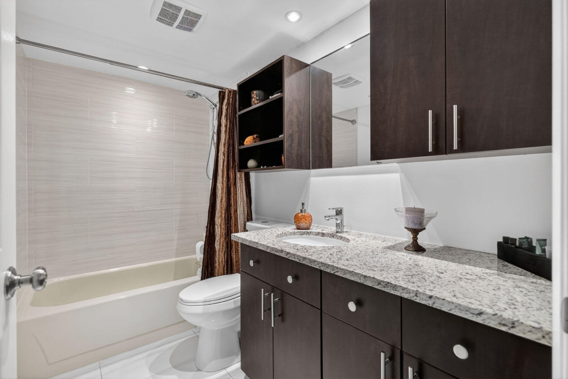 3501 Village Boulevard, Unit 301, West Palm Beach, FL 33409 Photo