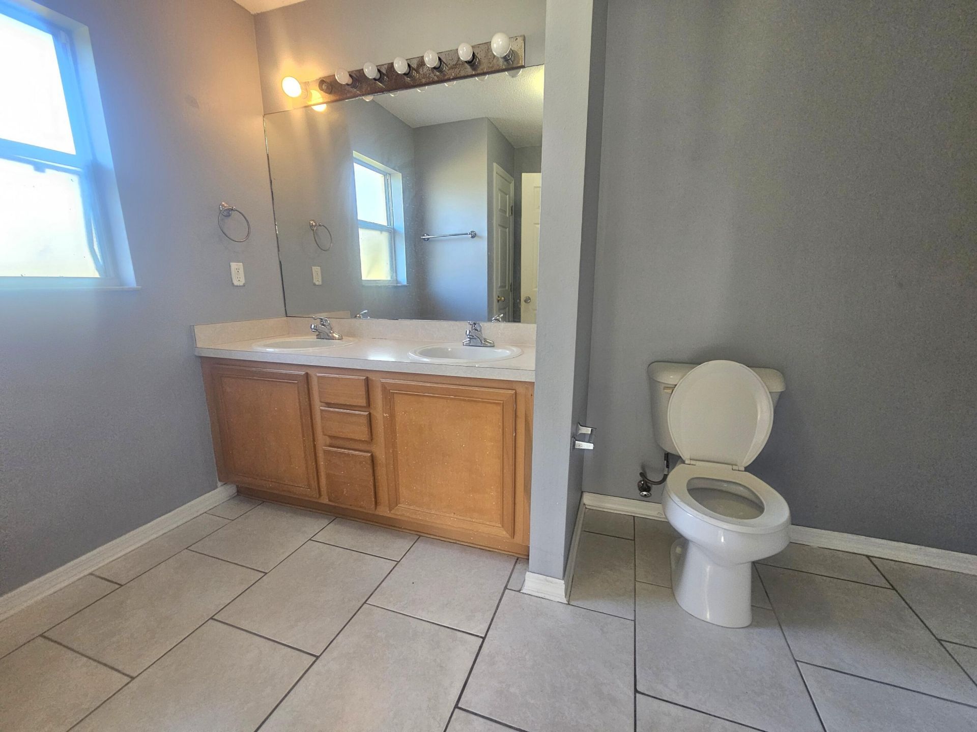 1941 SW Hampshire Lane, Port Saint Lucie, FL 34953 Photo