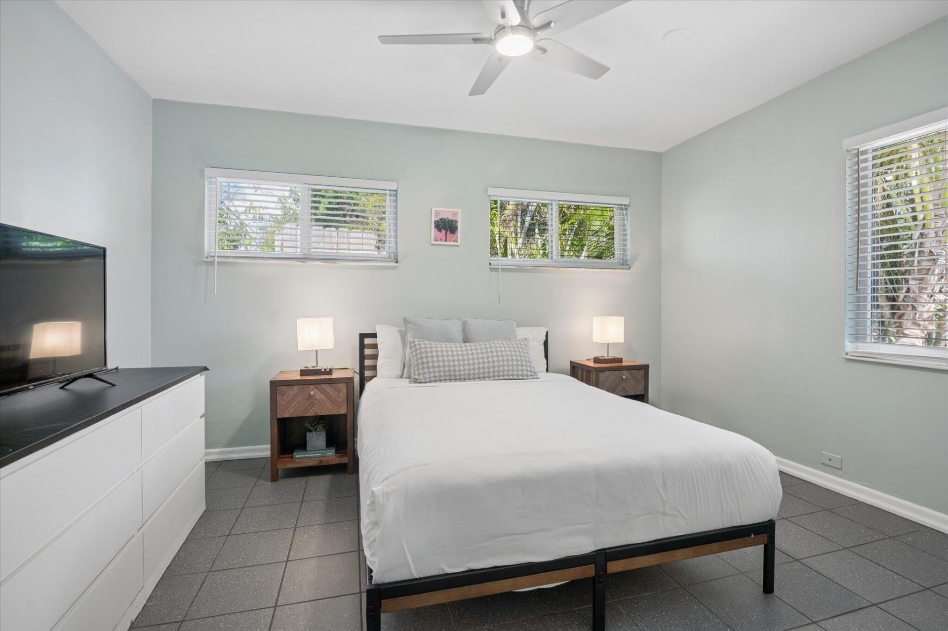 1123 NE 14th Avenue, Unit 2, Fort Lauderdale, FL 33304 Photo