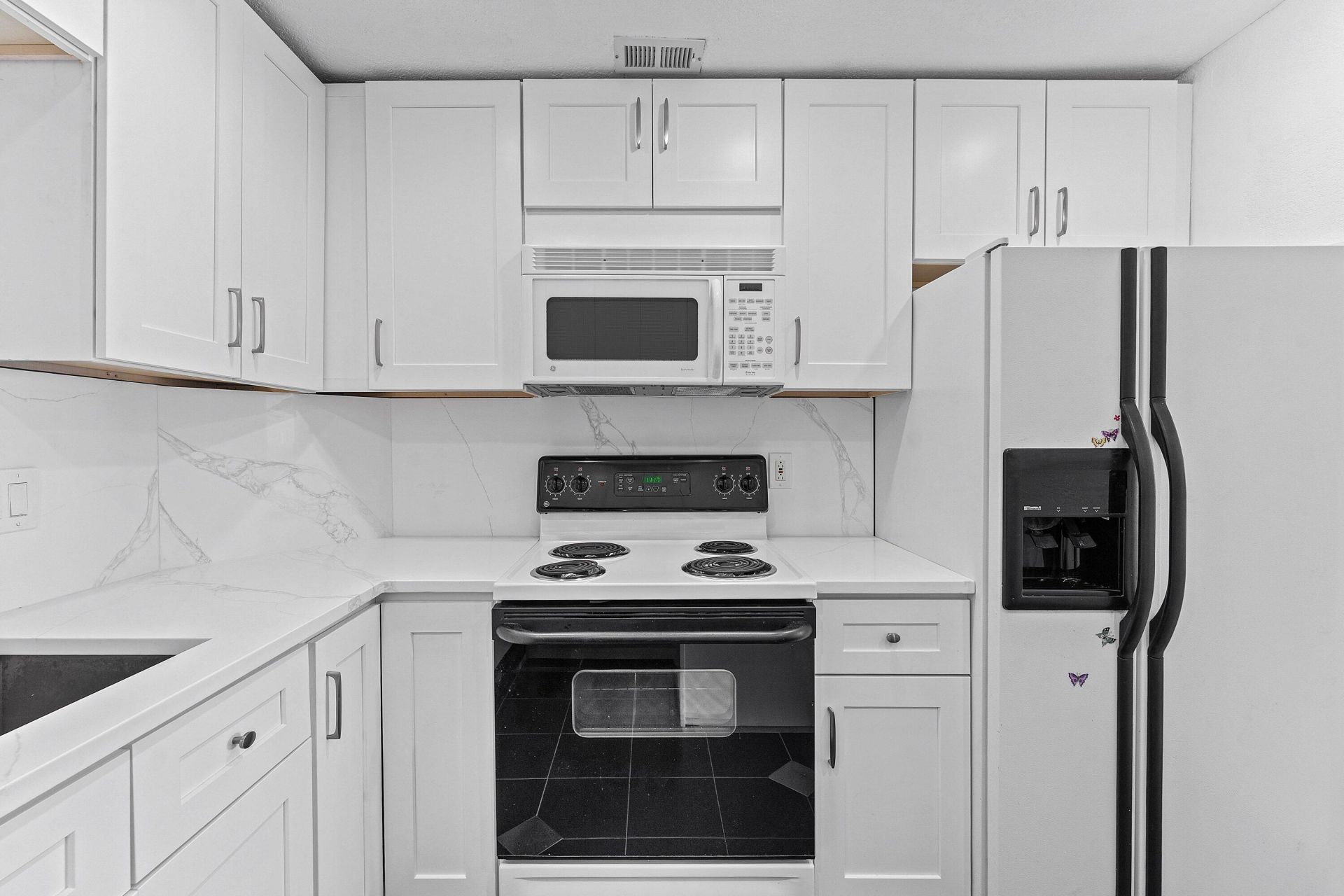 1980 S Ocean Drive, Unit 18q, Hallandale Beach, FL 33009 Photo