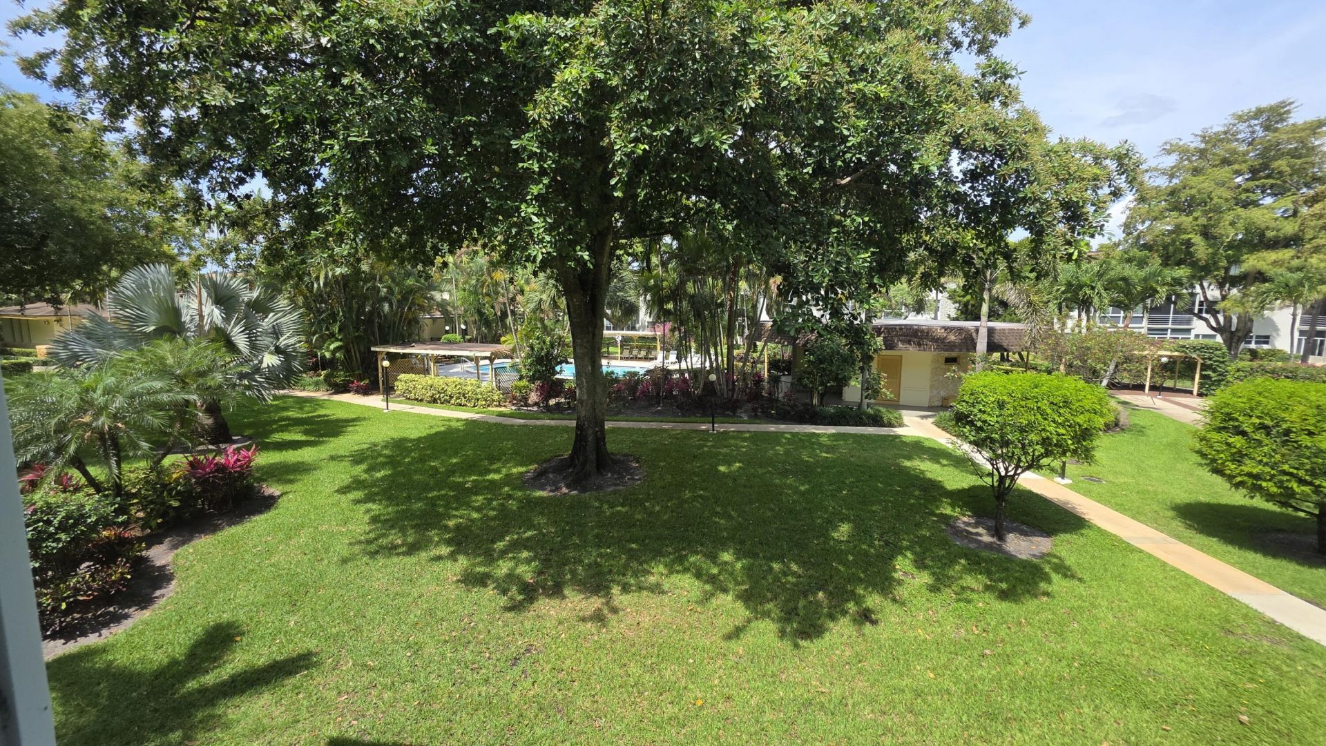 5161 W Oakland Park Boulevard, Unit 206, Lauderdale Lakes, FL 33313 Photo