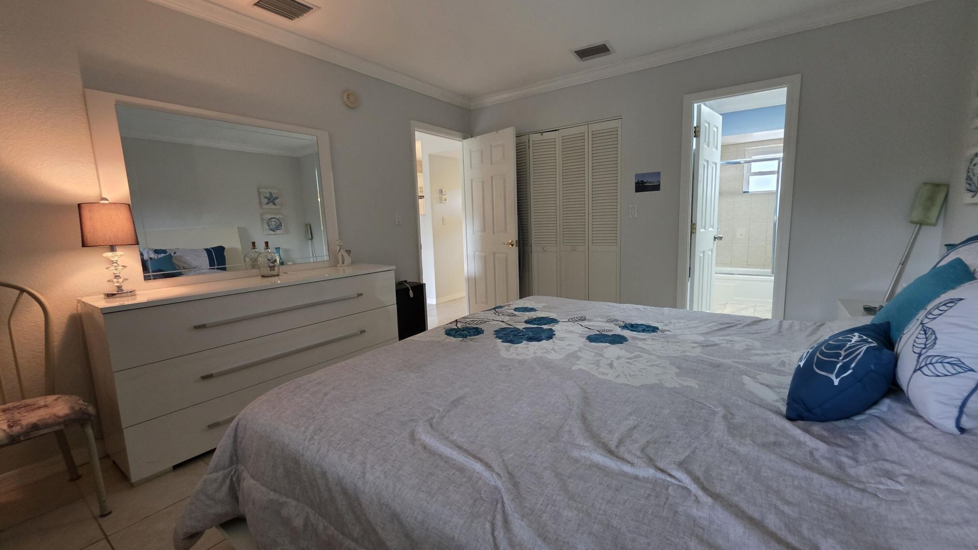 5161 W Oakland Park Boulevard, Unit 206, Lauderdale Lakes, FL 33313 Photo