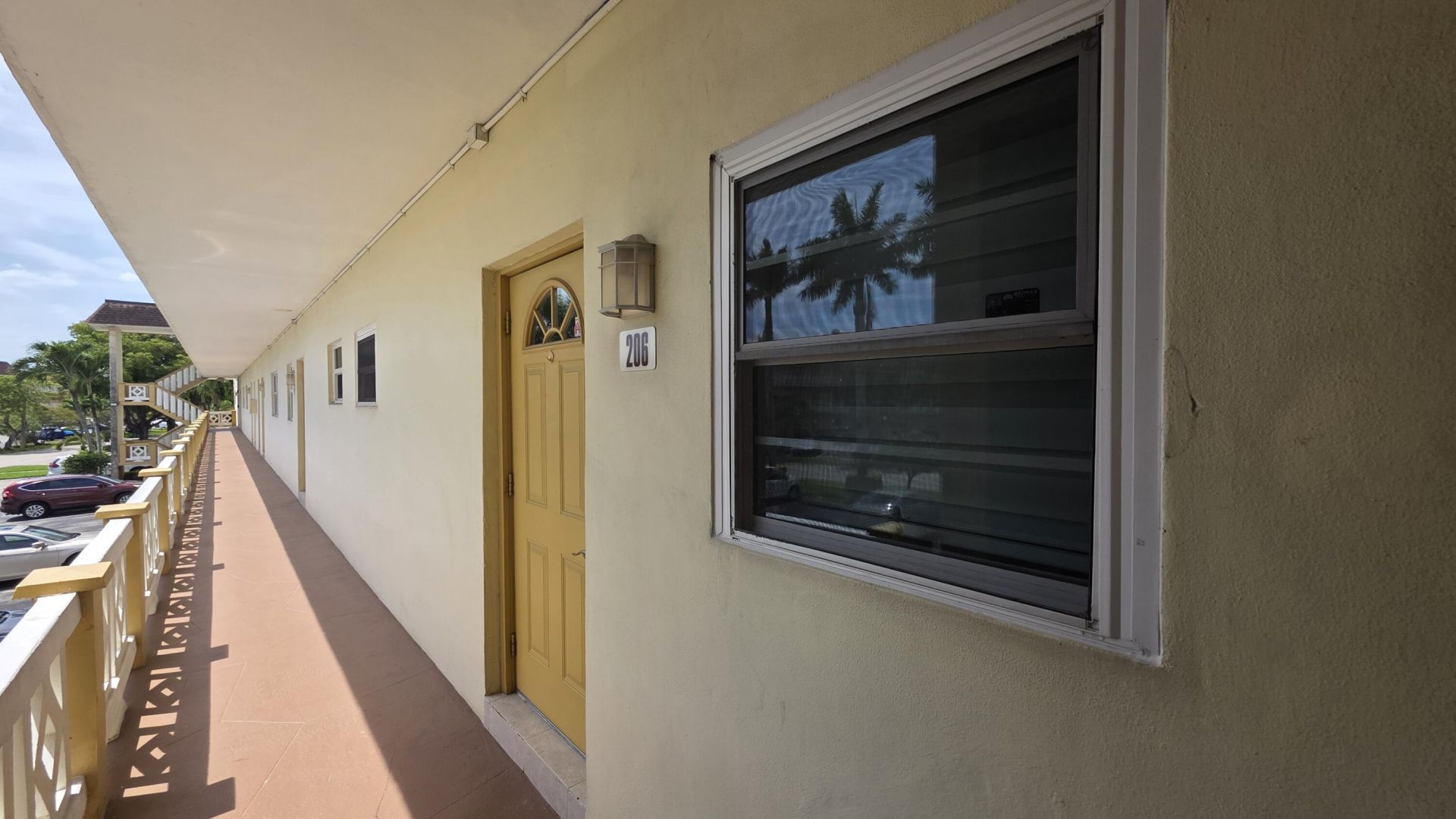 5161 W Oakland Park Boulevard, Unit 206, Lauderdale Lakes, FL 33313 Photo