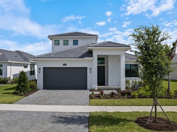 8290 SW Valsovano Way, Port St. Lucie, FL 34987