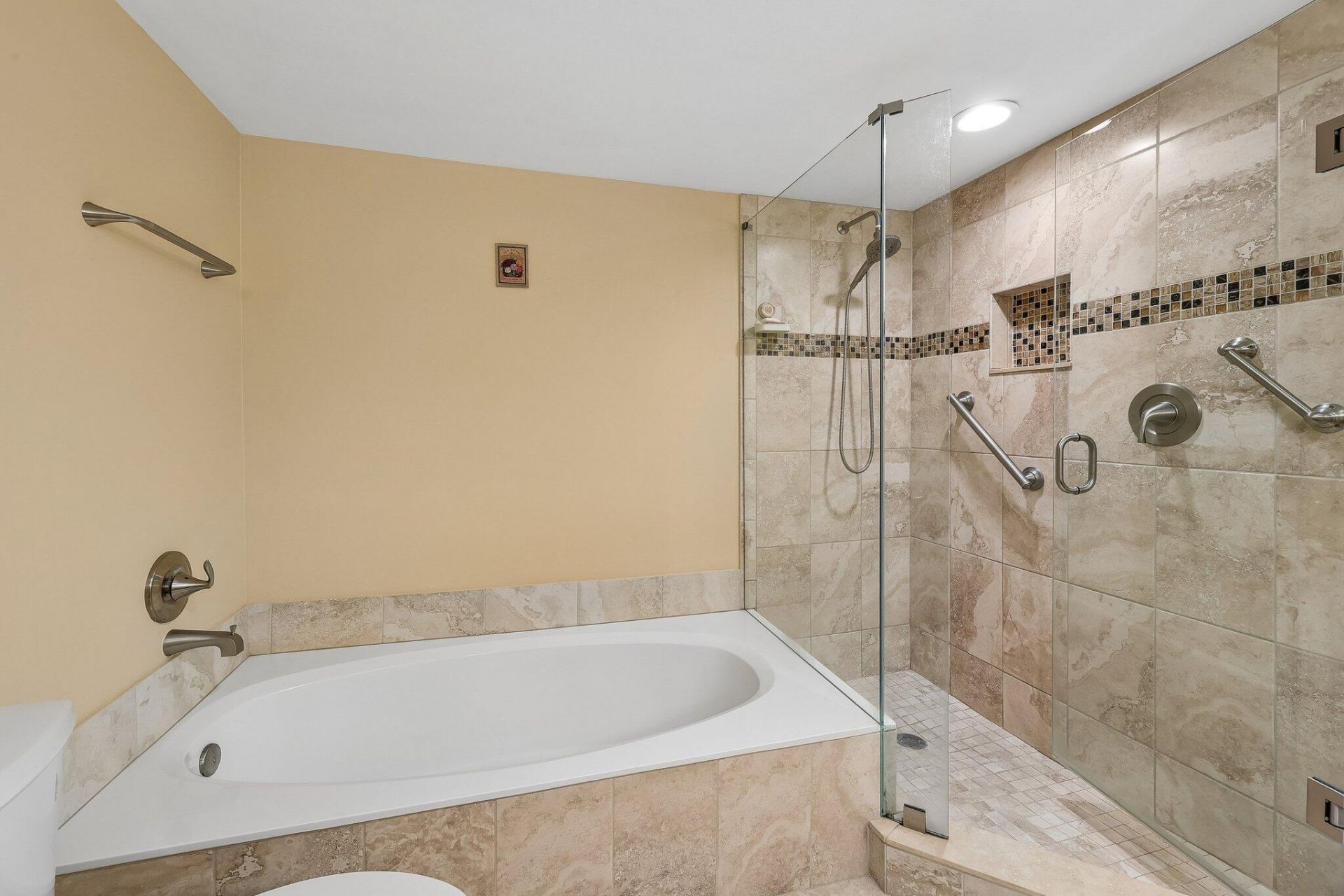 9681 E Sills Dr E, Unit 102, Boynton Beach, FL 33437 Photo