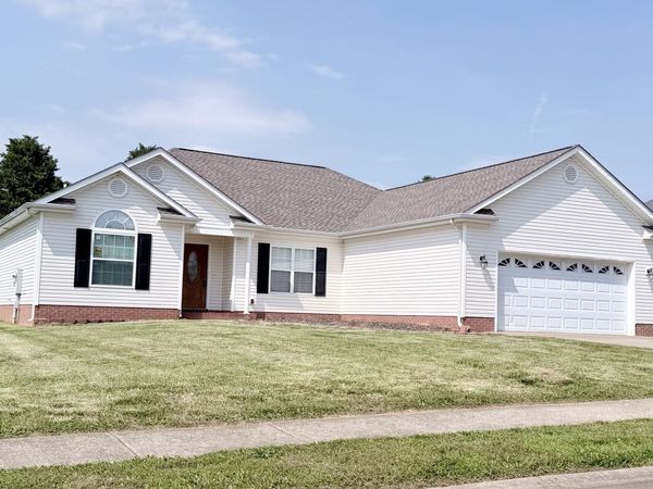 210 Westminster Pl, Hopkinsville, KY 42240