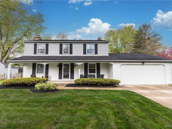 58 Fox Chapel Road , Williamsville, NY 14221