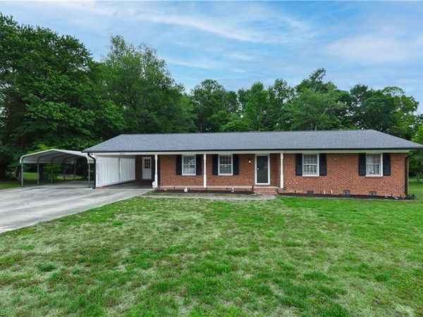 5343 Vickrey Chapel Road , Jamestown, NC 27282