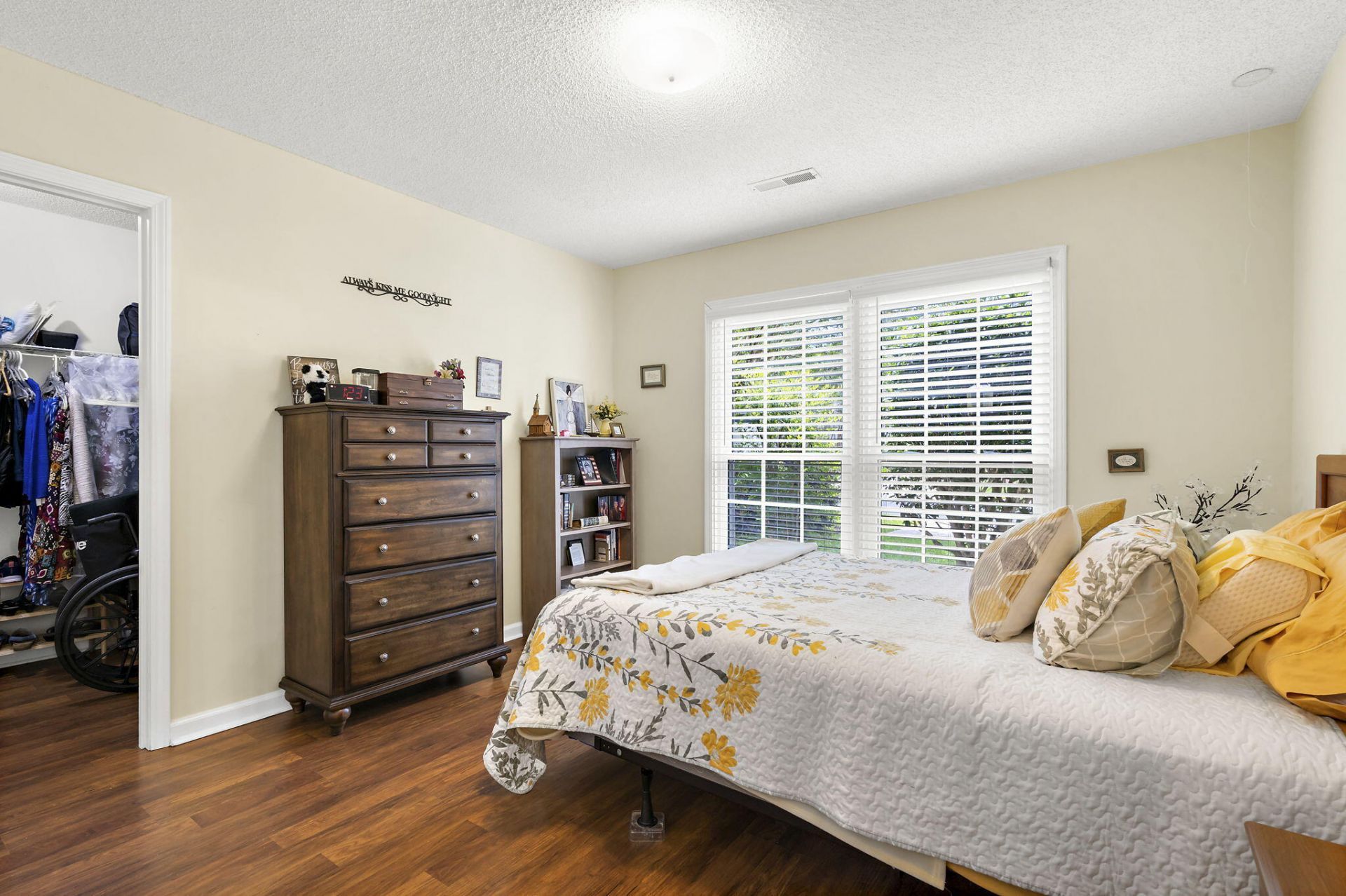 2422 Hansard Drive Photo 22