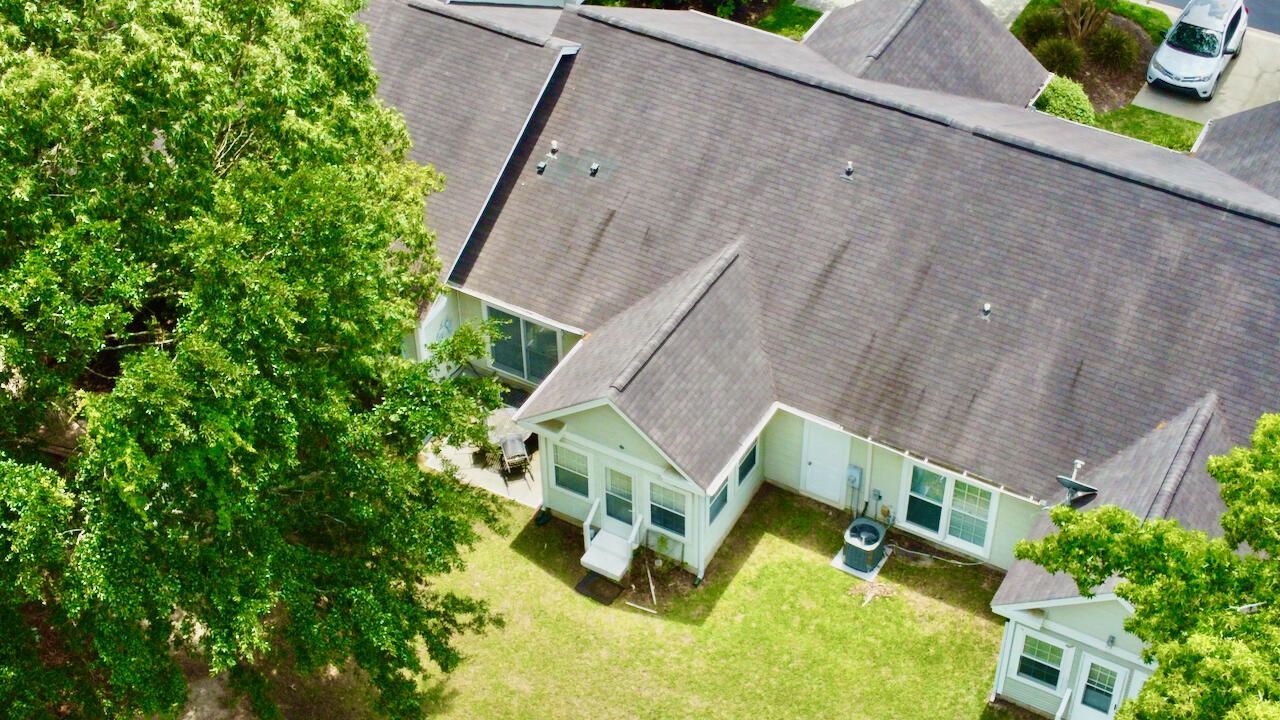 2422 Hansard Drive Photo 36