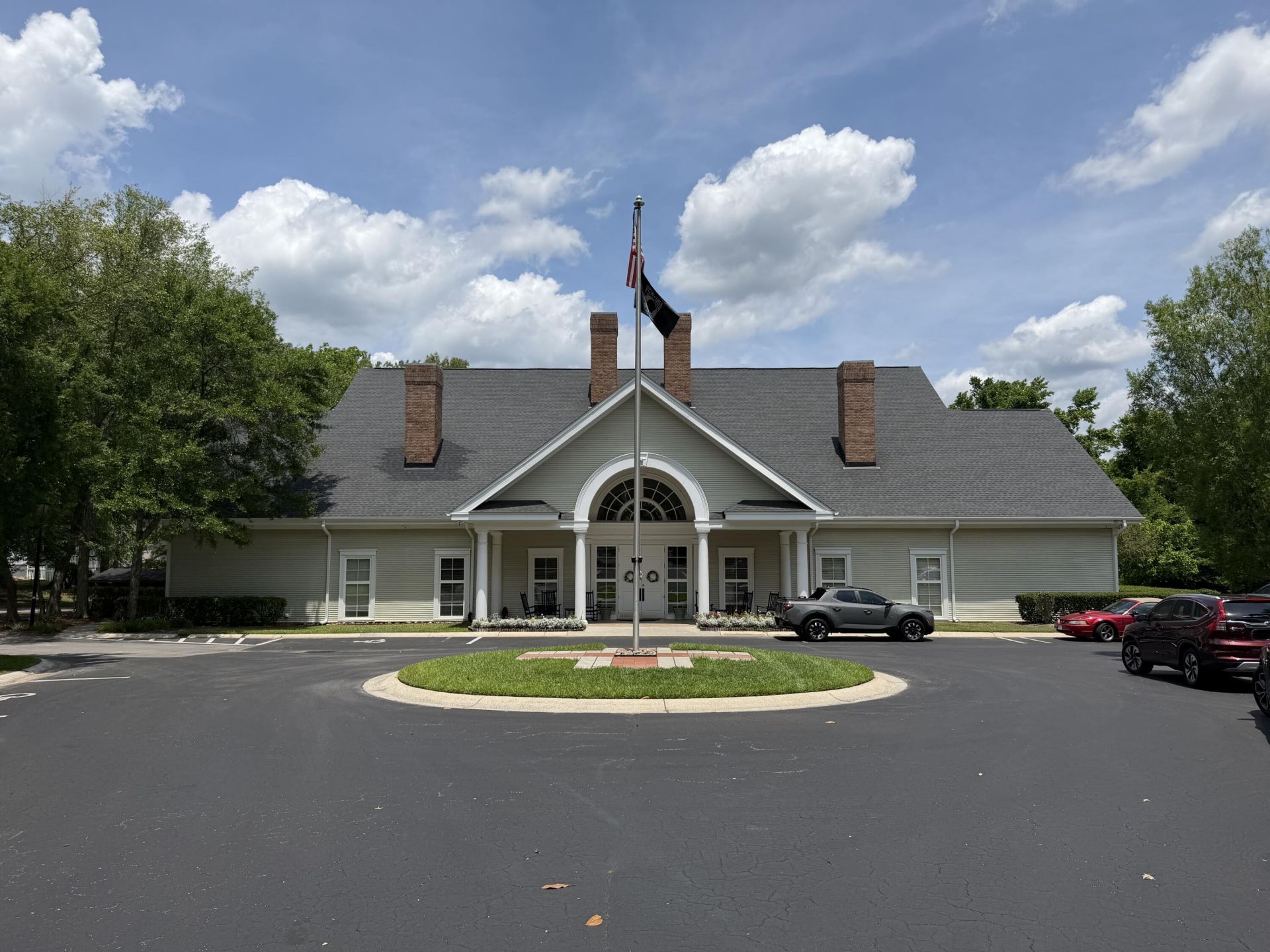 2422 Hansard Drive Photo 37
