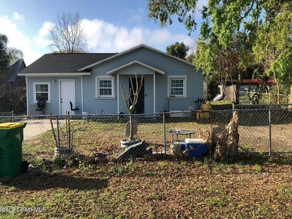 606 Ridgewood Avenue , Dundee, FL 33838