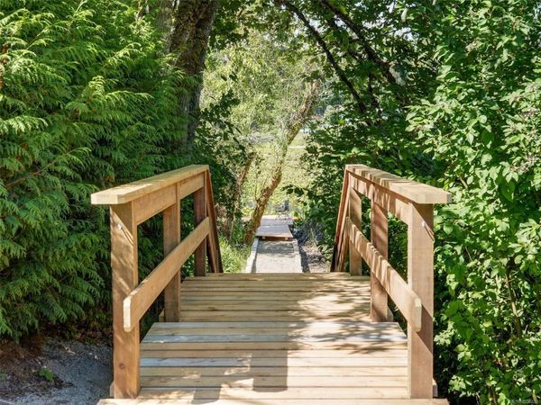 2391 Shawnigan Lake Rd , Shawnigan Lake, BC V8H 2H1