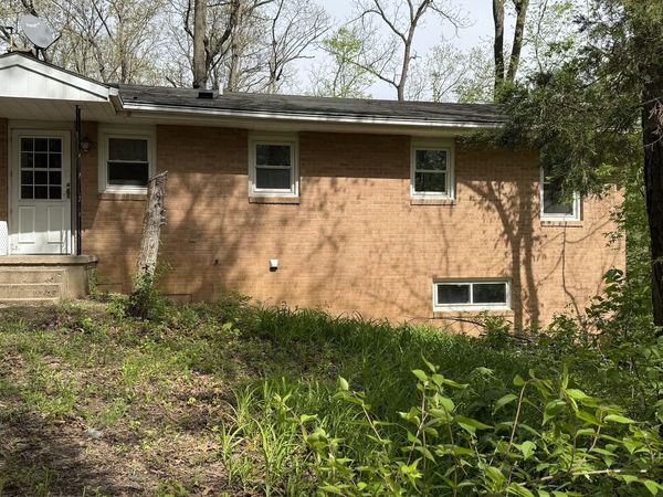 12 Navajo Court, Putnam, IL 61560