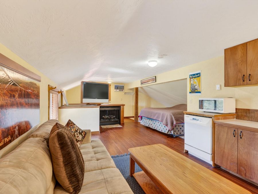 Property Image 63