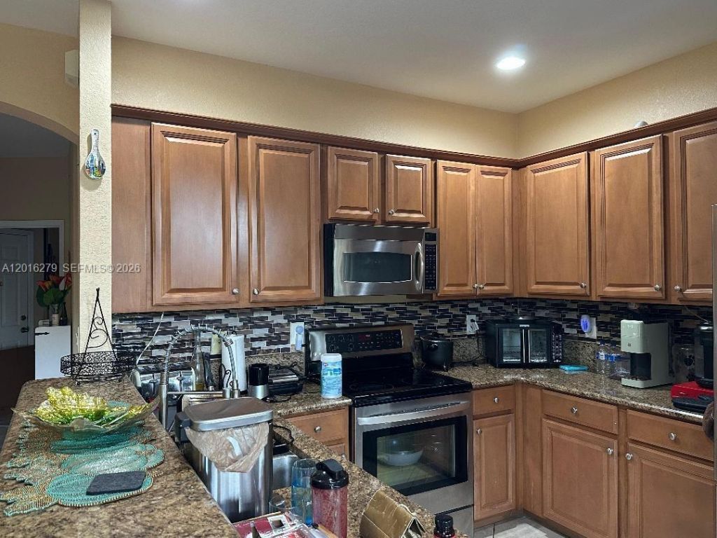 10361 NW 32nd Ter , Doral, FL 33172 Photo