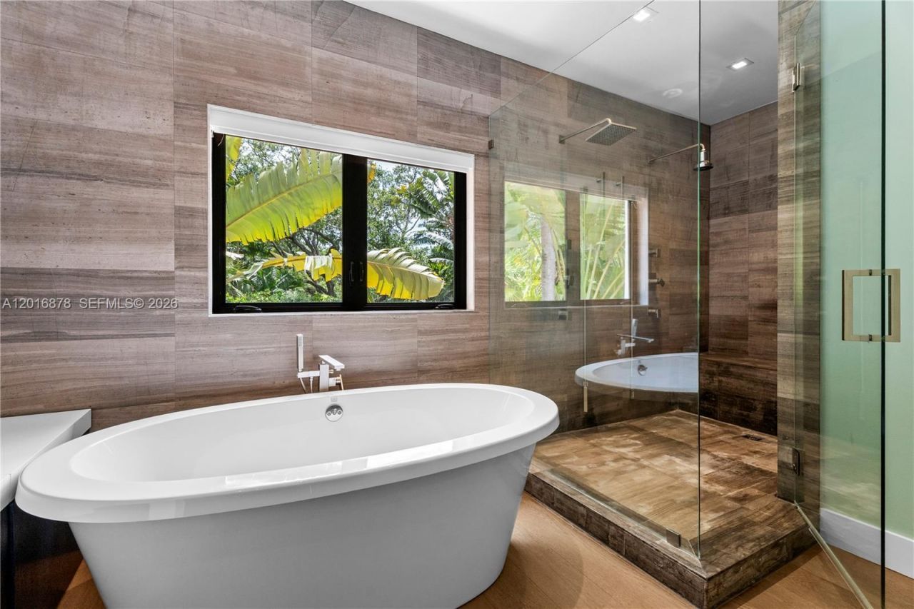 8550 Old Cutler Rd , Coral Gables, FL 33143 Photo