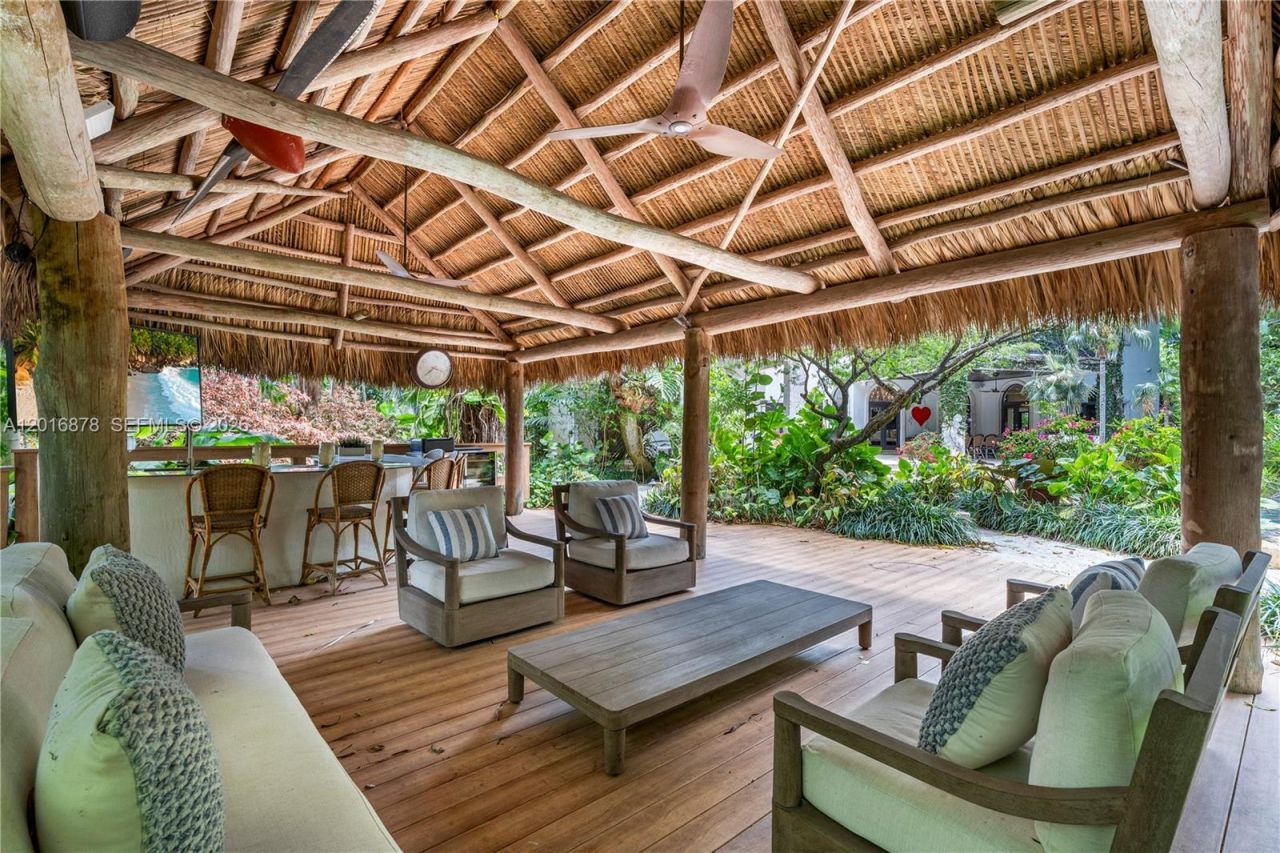 8550 Old Cutler Rd , Coral Gables, FL 33143 Photo