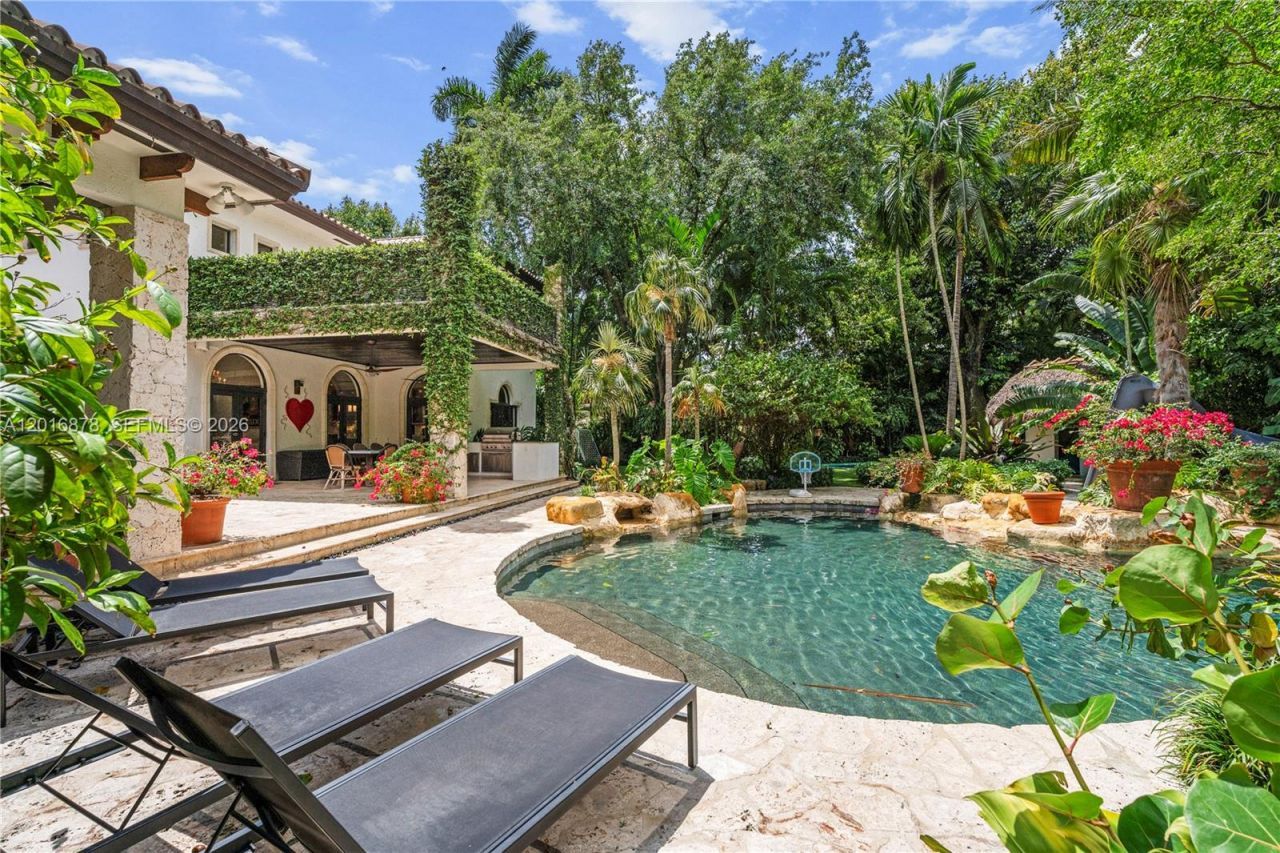 8550 Old Cutler Rd , Coral Gables, FL 33143 Photo