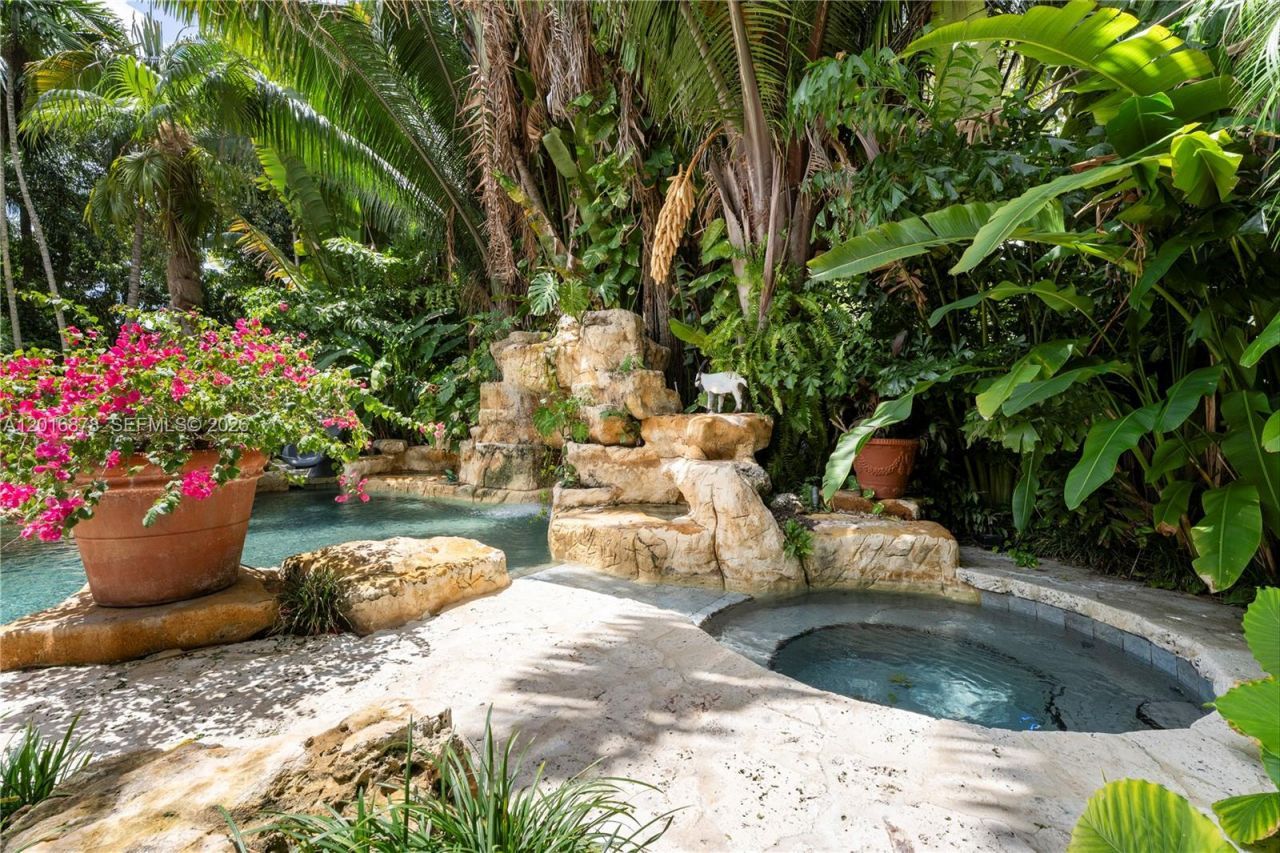 8550 Old Cutler Rd , Coral Gables, FL 33143 Photo