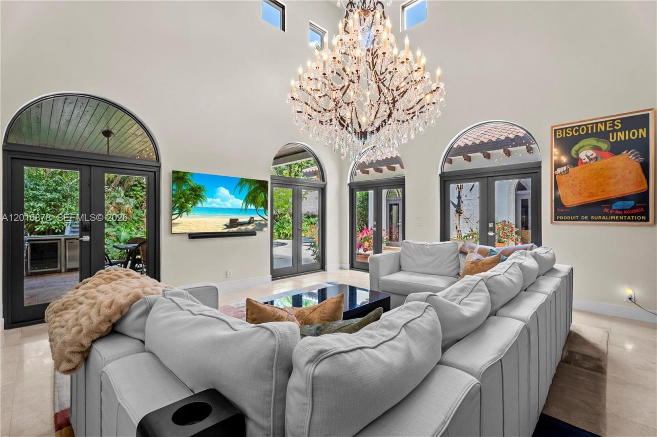 8550 Old Cutler Rd , Coral Gables, FL 33143 Photo