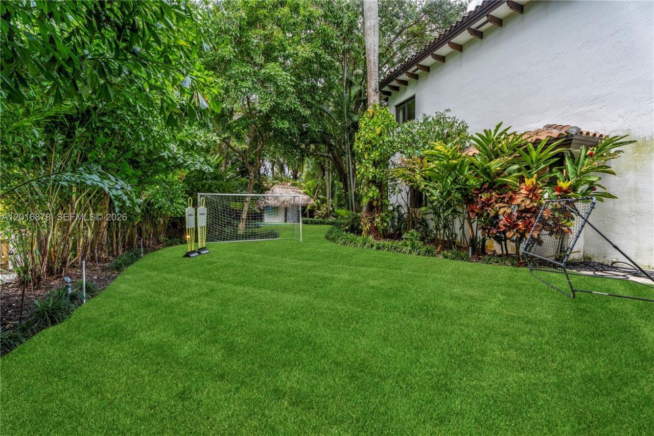 8550 Old Cutler Rd , Coral Gables, FL 33143 Photo