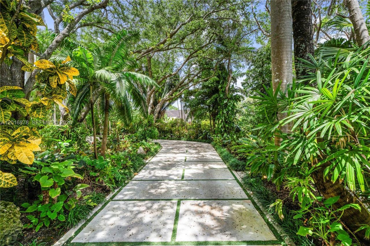 8550 Old Cutler Rd , Coral Gables, FL 33143 Photo