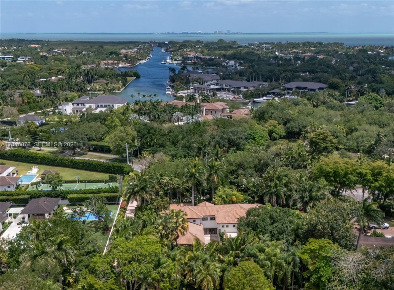 8550 Old Cutler Rd , Coral Gables, FL 33143 Photo