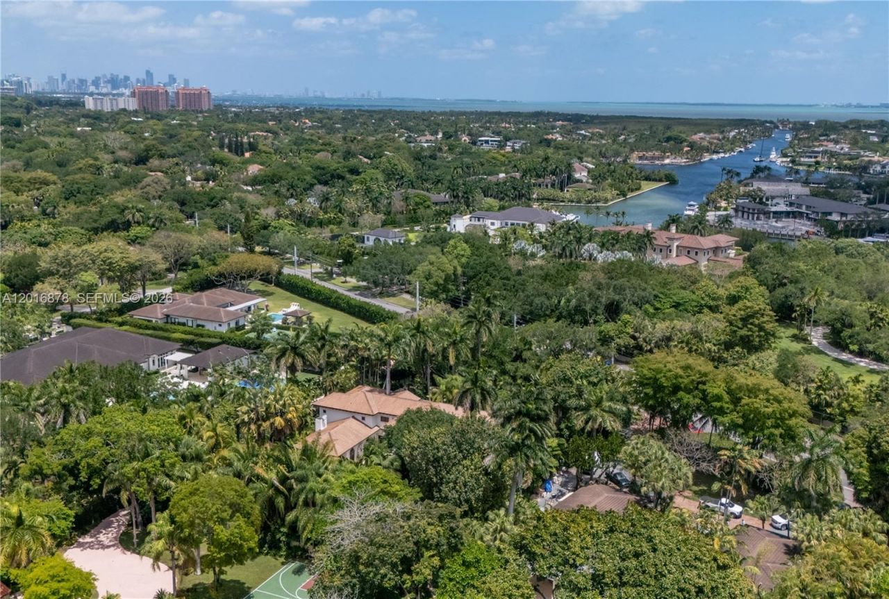 8550 Old Cutler Rd , Coral Gables, FL 33143 Photo