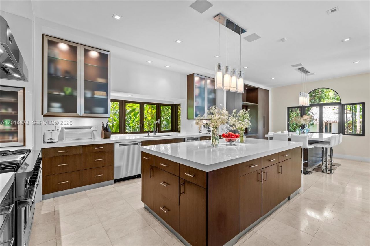 8550 Old Cutler Rd , Coral Gables, FL 33143 Photo
