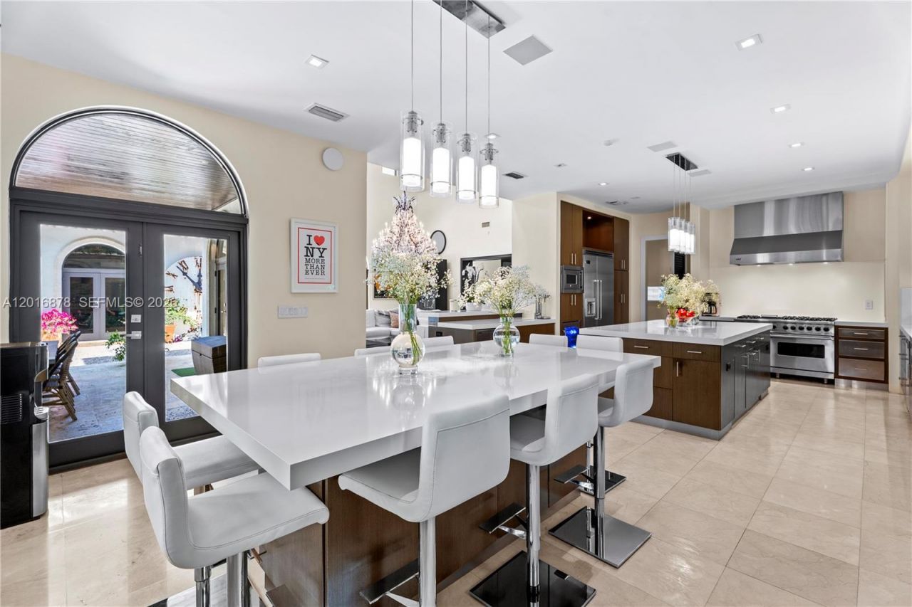 8550 Old Cutler Rd , Coral Gables, FL 33143 Photo