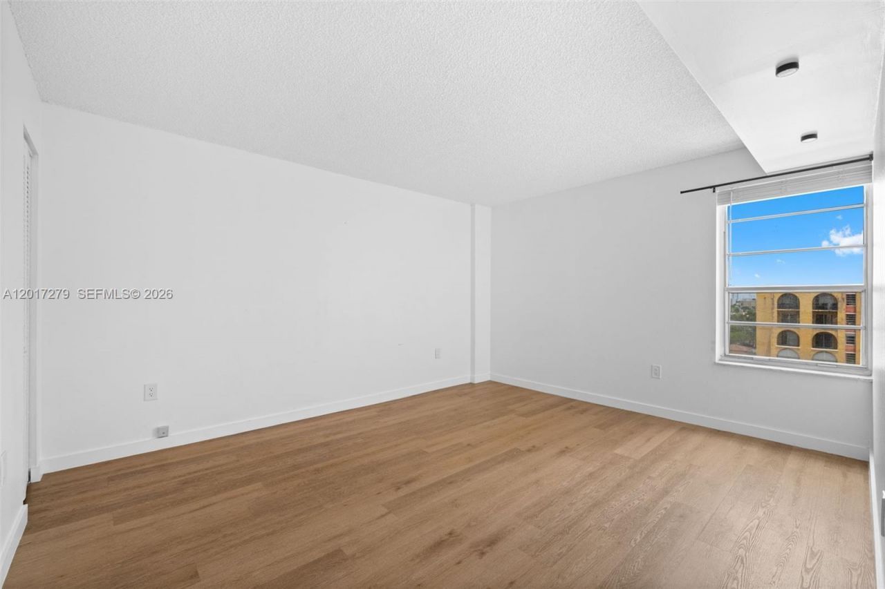 4801 NW 7th Street , Unit 803-16, Miami, FL 33126 Photo