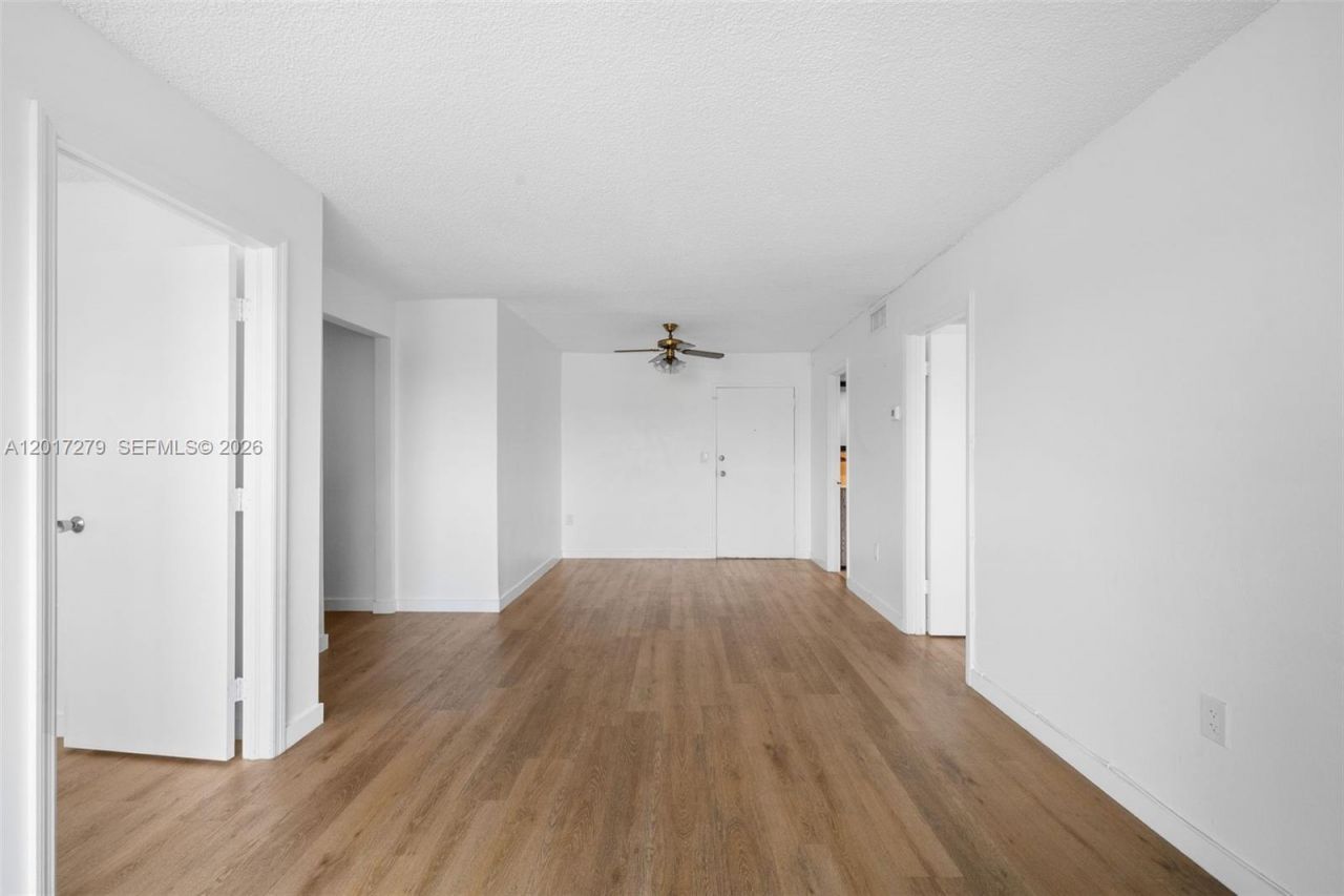 4801 NW 7th Street , Unit 803-16, Miami, FL 33126 Photo