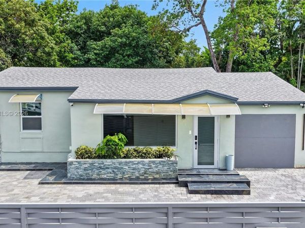 1130 NW 57th St , Miami, FL 33127