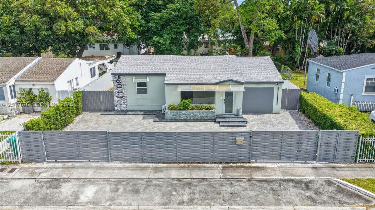 1130 NW 57th St, Miami, FL 33127 Photo