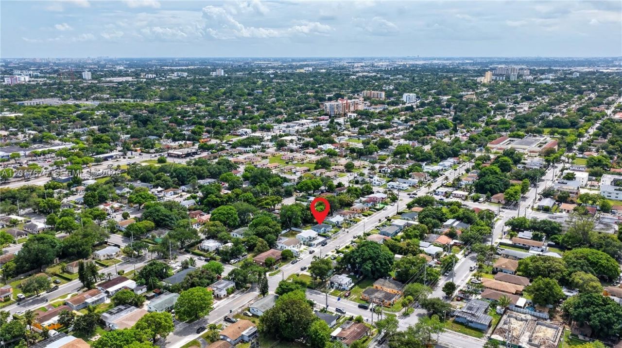 1130 NW 57th St, Miami, FL 33127 Photo