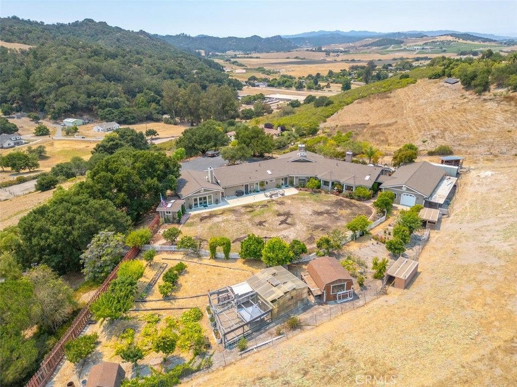 1685 Corbett Highlands, Arroyo Grande, CA 93420 Main Photo