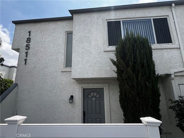 18511 Mayall Street, Unit A, Northridge, CA 91324