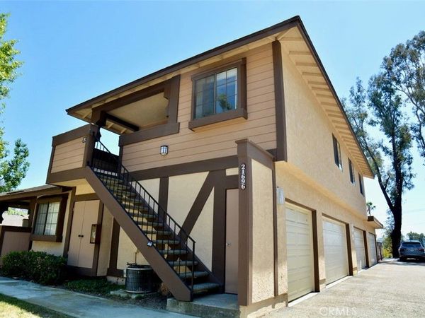 21696 Laurelrim Drive, Unit B, Diamond Bar, CA 91765