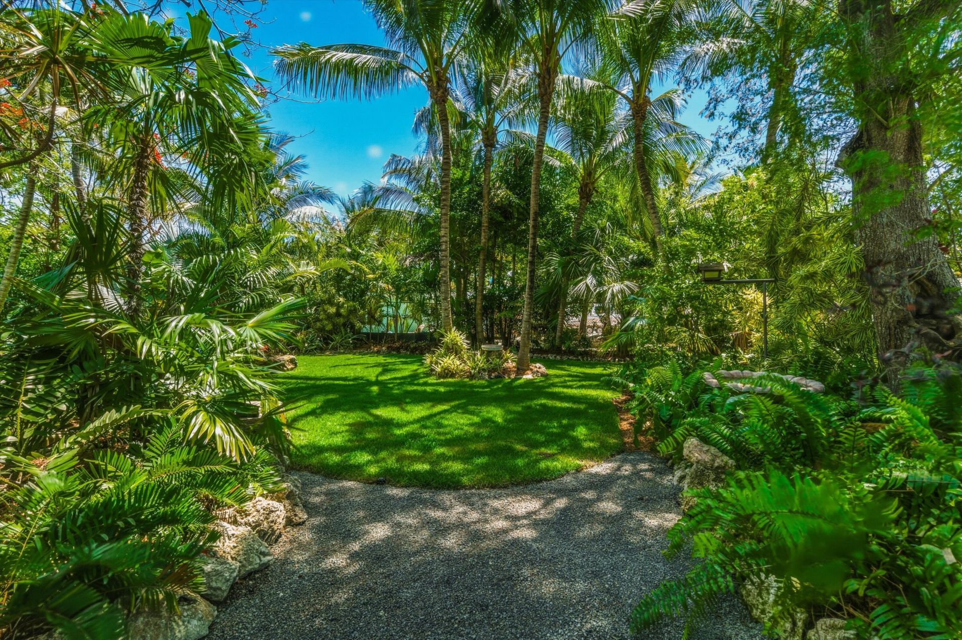 123 Venetian Way, Sugarloaf, FL 33042 Photo
