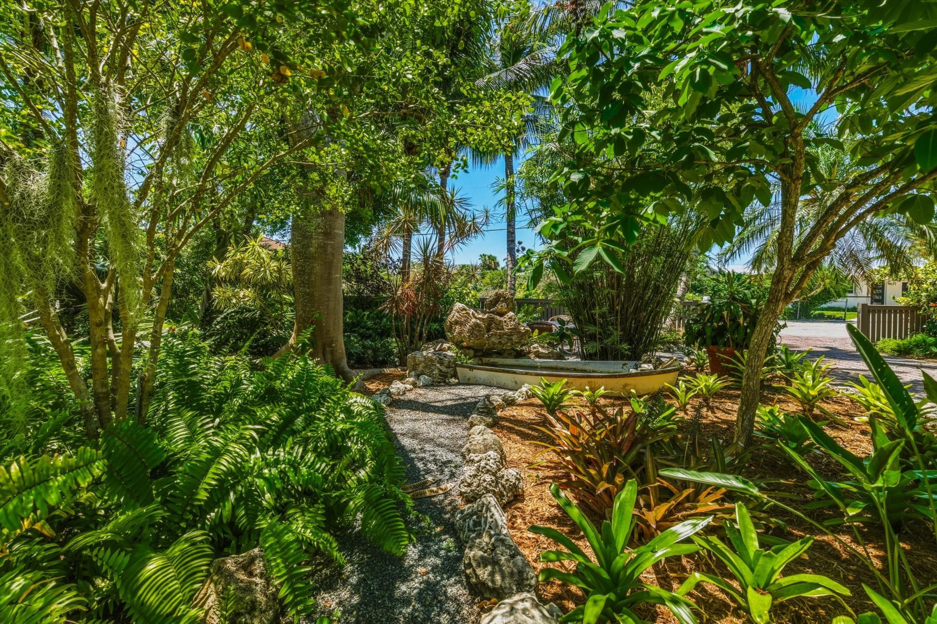 123 Venetian Way, Sugarloaf, FL 33042 Photo