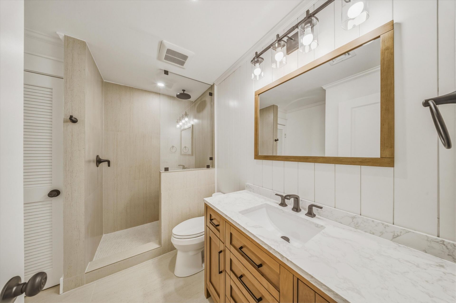 123 Venetian Way, Sugarloaf, FL 33042 Photo