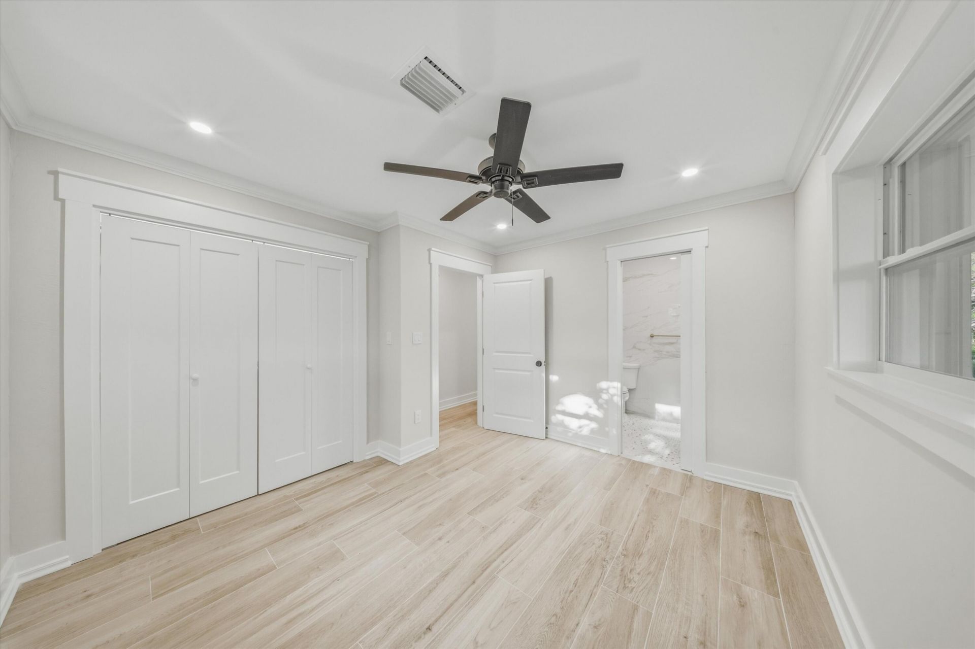 123 Venetian Way, Sugarloaf, FL 33042 Photo