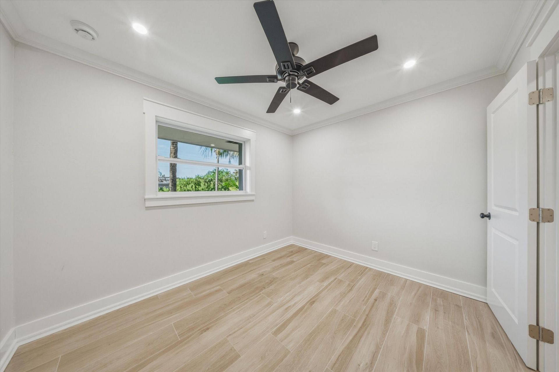123 Venetian Way, Sugarloaf, FL 33042 Photo