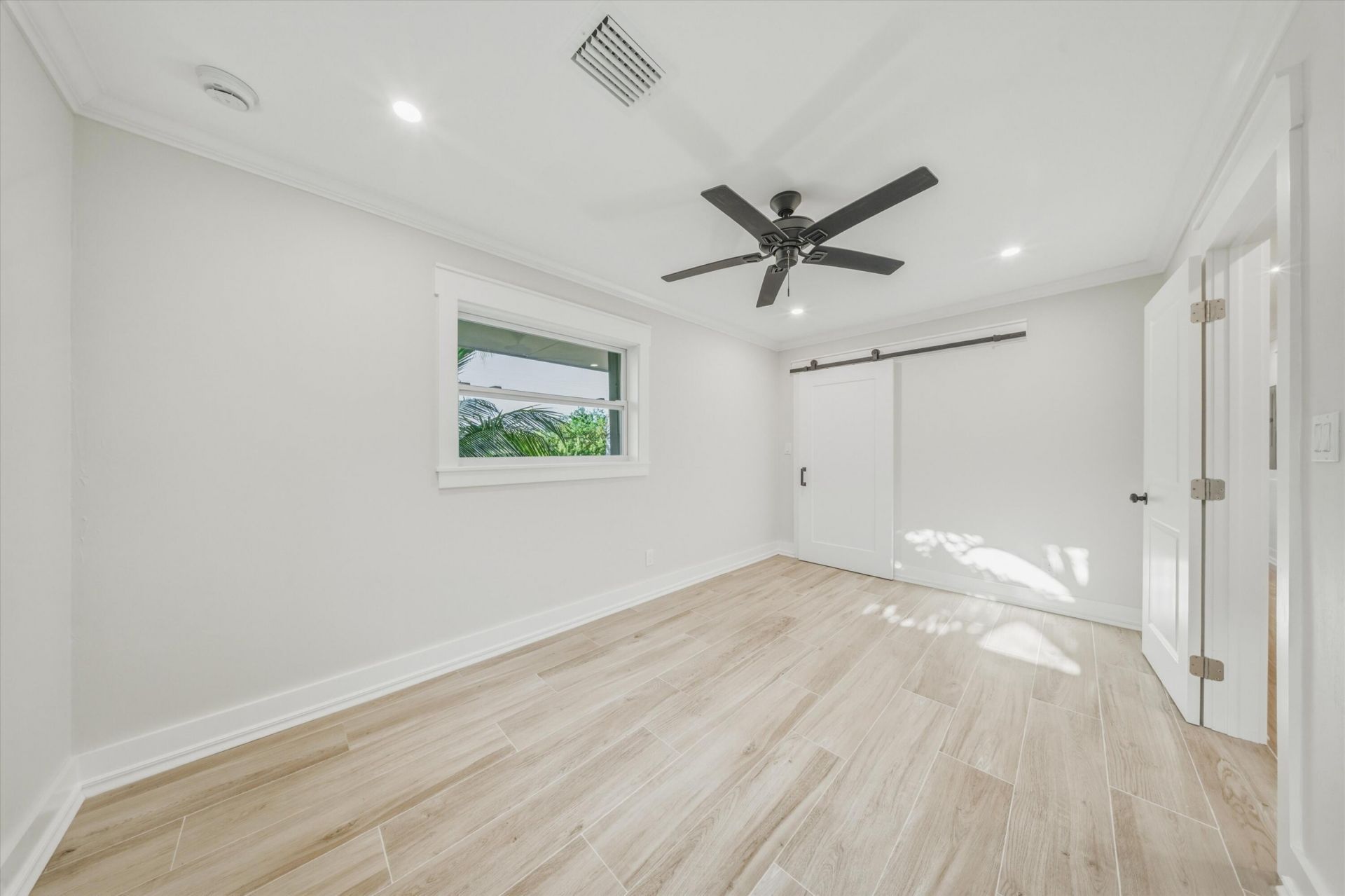 123 Venetian Way, Sugarloaf, FL 33042 Photo