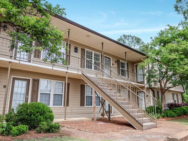 407 Park Lane, Oxford, MS 38655